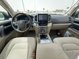 Toyota Land Cruiser VXR 2018 V8